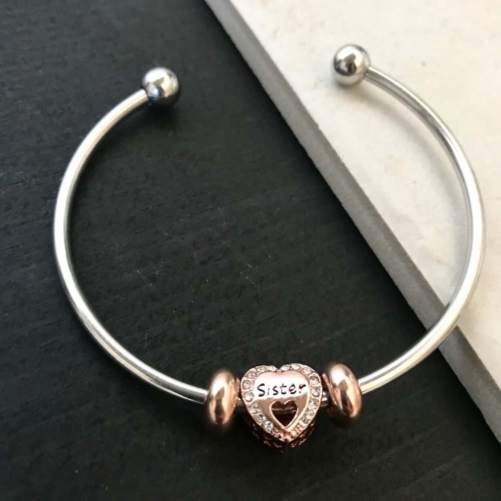 Sister heart charm bangle
